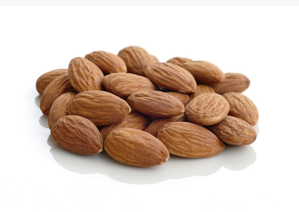 almond calories